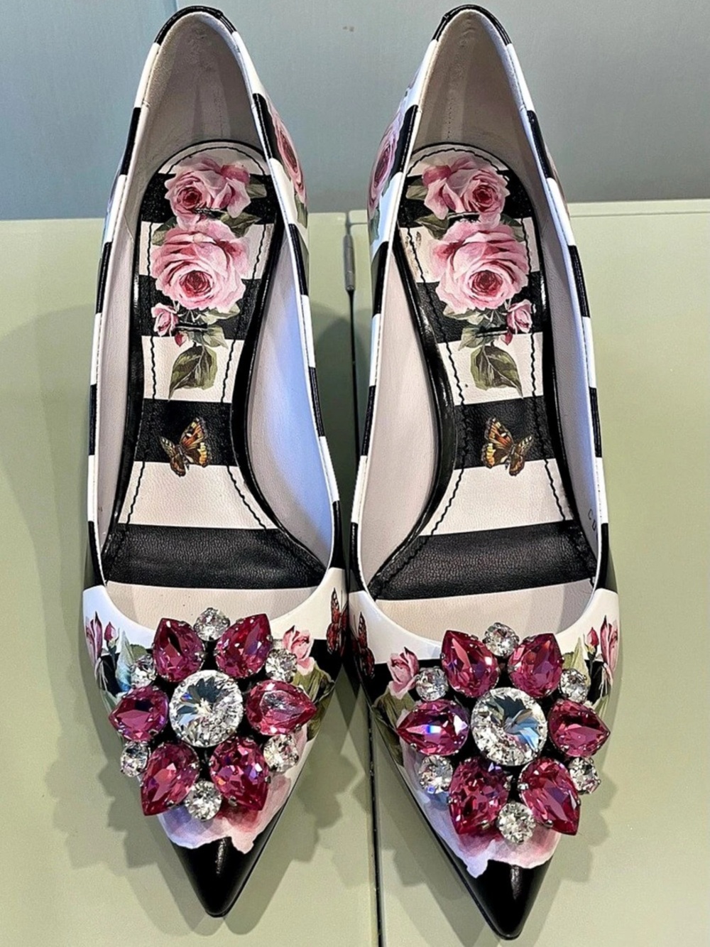 Dolce & Gabbana Crystal-Embellished Rose Print Pumps (37.5)